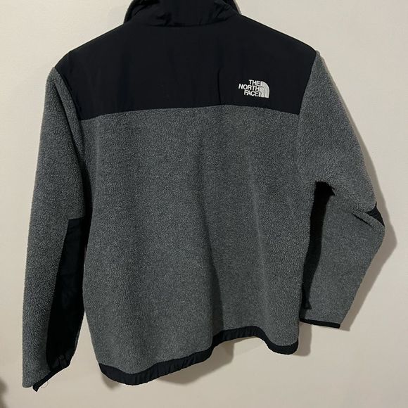 NORTH Face Boys Lg, gently used, no flaws. - Picture 2 of 3